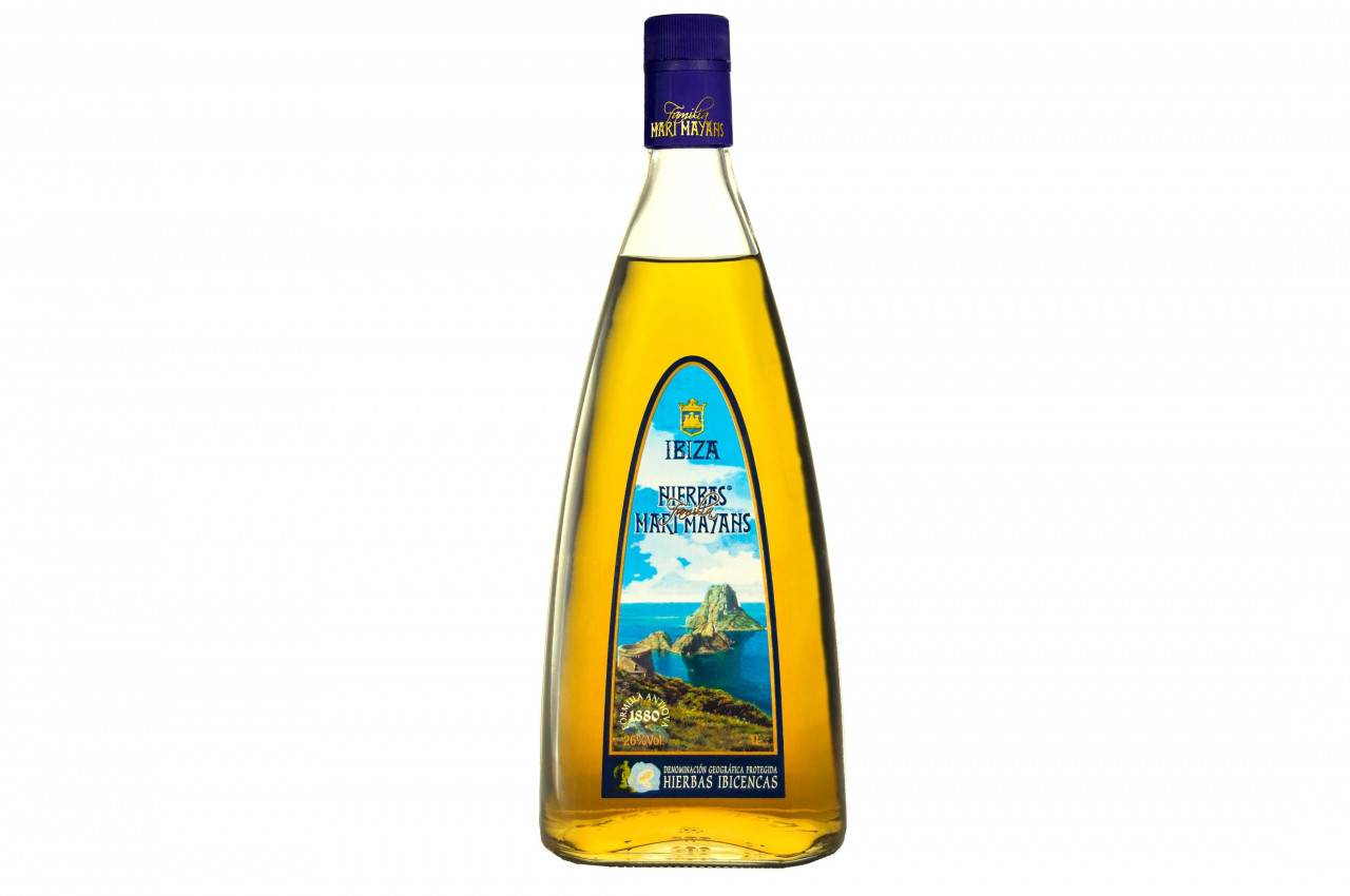 Mari Mayans Hierbas Ibicencas , süßer Kraeuterlikoer aus Ibiza , 26 % vol